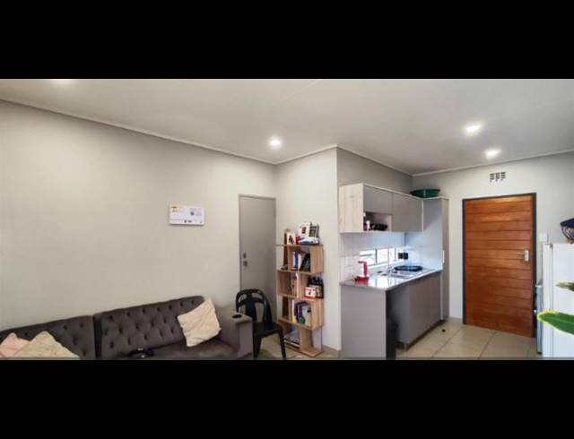 3 BEDROOM HOUSE FOR SALE IN ALBERTSDAL